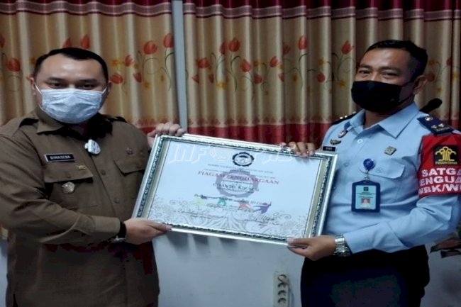 Bapas Cirebon Raih Penghargaan Penanganan ABH dari Komnas PA