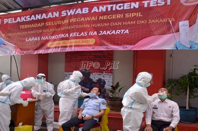 Cegah Penyebaran COVID-19, Petugas LPN Jakarta di-Swab Antigen