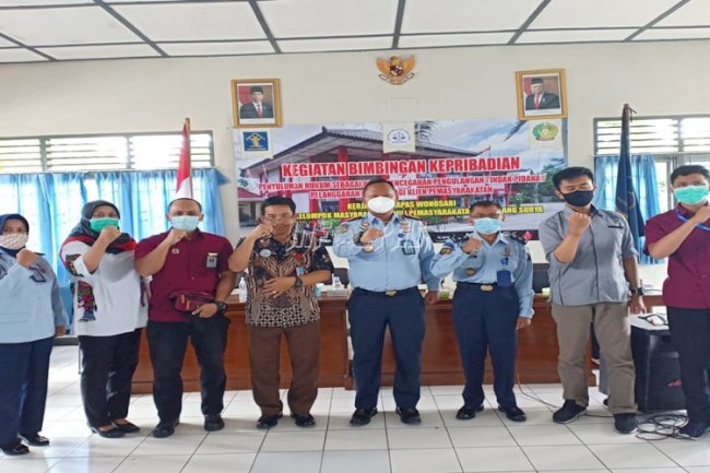 Klien Bapas Wonosari Ikuti Penyuluhan Hukum Bersama LKBH Sang Surya