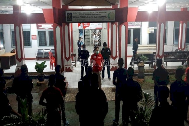 Cegah Gangguan Kamtib, Petugas Lapas Semarang Sidak Kamar Hunian