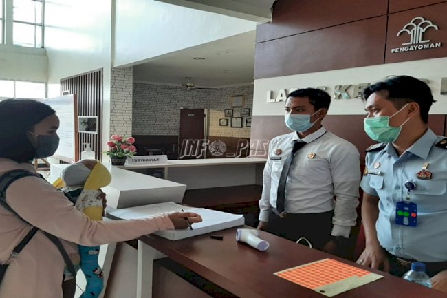 Walau Pandemi, Layanan Publik di Lapas Cipinang Tetap Layani Pengunjung