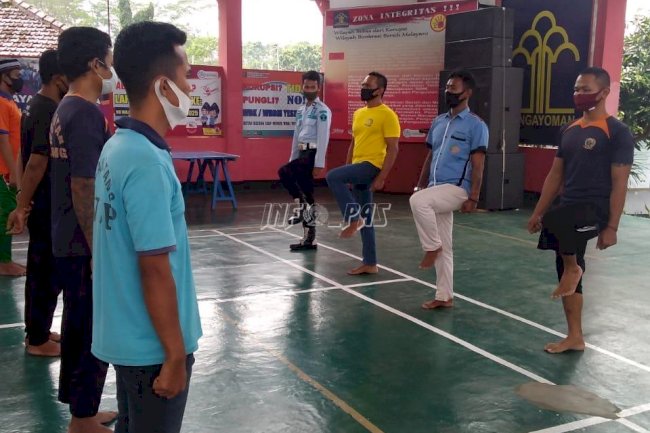 Bentuk Gugus Depan, WBP Rutan Batang Dilatih Dasar-Dasar Pramuka