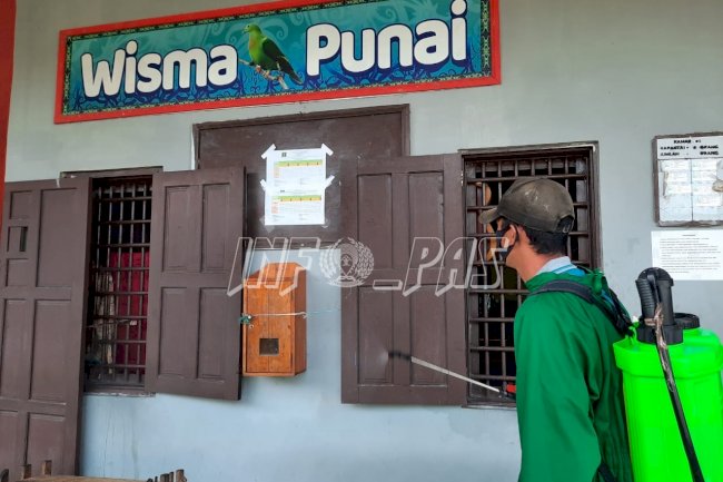 Penyemprotan Disinfektan Pencegahan Penyebaran Covid-19 di Rutan Tamiang Layang
