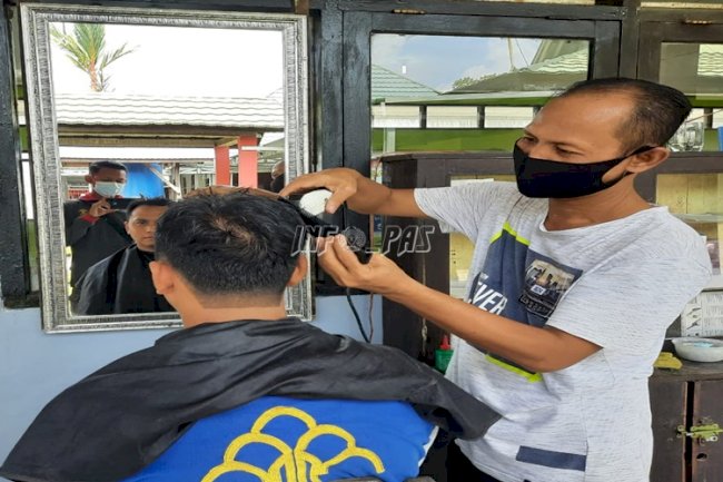 Barbershop ala WBP Rutan Kuala Kapuas, Begini Sensasinya