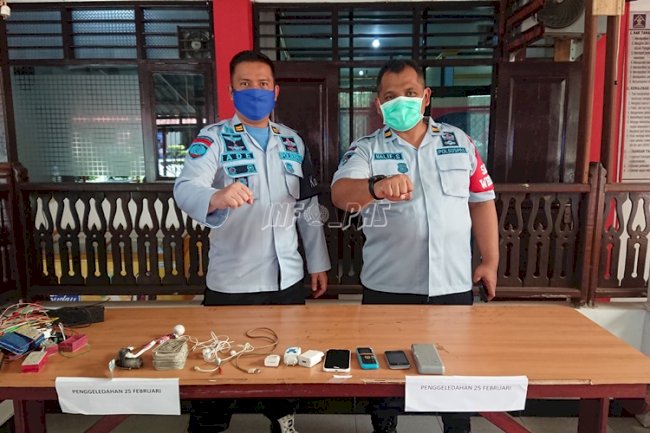 Razia Rutin Petugas Lapas Tenggarong Sita Sejumlah Barang Terlarang