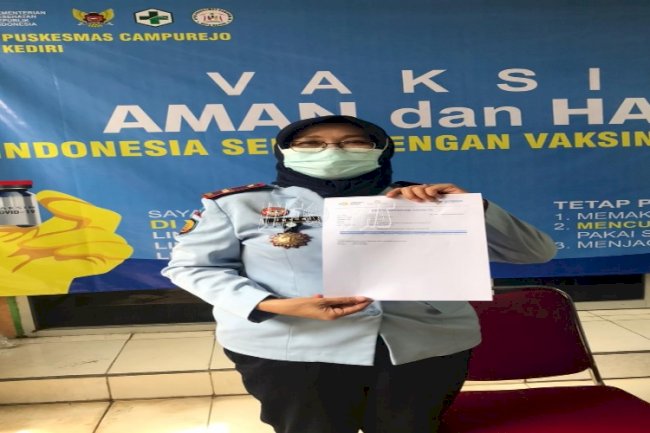 36 Petugas Bapas Kediri Ikuti Vaksinasi COVID-19 Tahap I