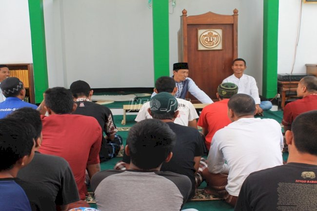 Lapas Kuningan Rutinkan Pengajian Petugas & WBP