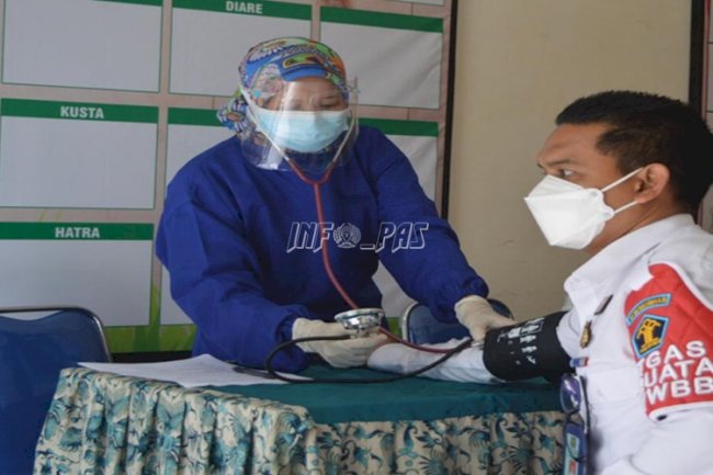 Dapat Vaksinasi COVID-19, Kalapas Tuban: Jangan Kendor 3M