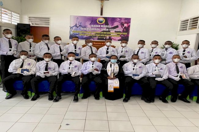 21 WBP Lapas Manokwari Diteguhkan Jadi Anggota Sidi  