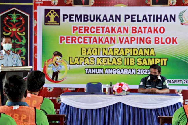 WBP Lapas Sampit Dibekali Pelatihan Percetakan Batako