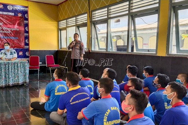 WBP Rutan Banyumas Dapat Materi & Praktik Kesadaran Hukum & Bela Negara