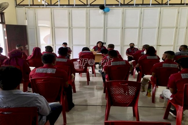Kepala LPKA Ambon Tekankan Pentingnya Kehadiran Petugas