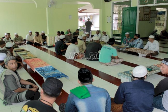 WBP Lapas Sampit Semangat Belajar Baca Al-Qur’an