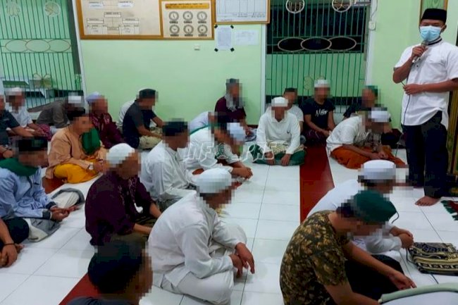 Kalapas Sampit Berikan Motivasi WBP Melalui Kultum