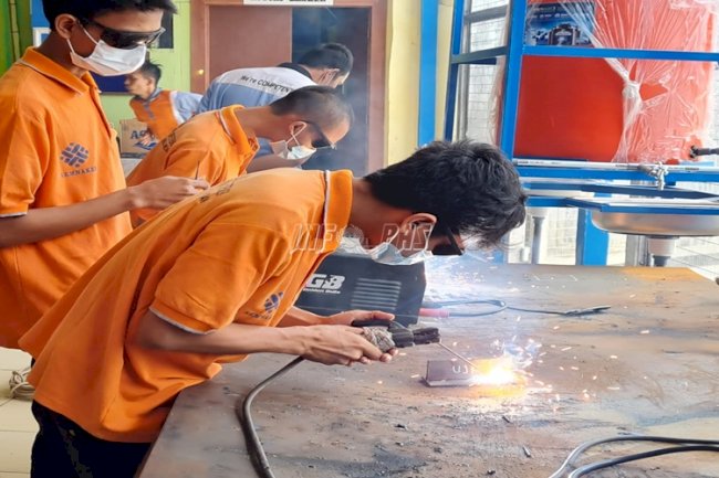 20 WBP Lapas Binjai Ikuti Sertifikasi Kompetensi Bidang Pengelasan