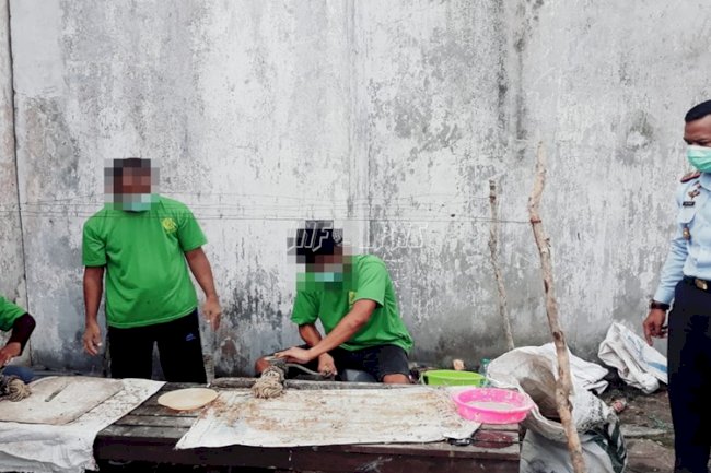 Buat Pakan Ikan Sendiri, Lapas Sampit Nikmati Hasil Positif