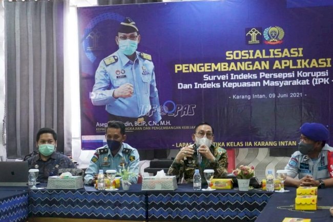 Perkuat IPK-IKM, Kepala Pusat Pengkajian dan Pengembangan Kebijakan Balitbang Kumham Sambangi Lapas Karang Intan