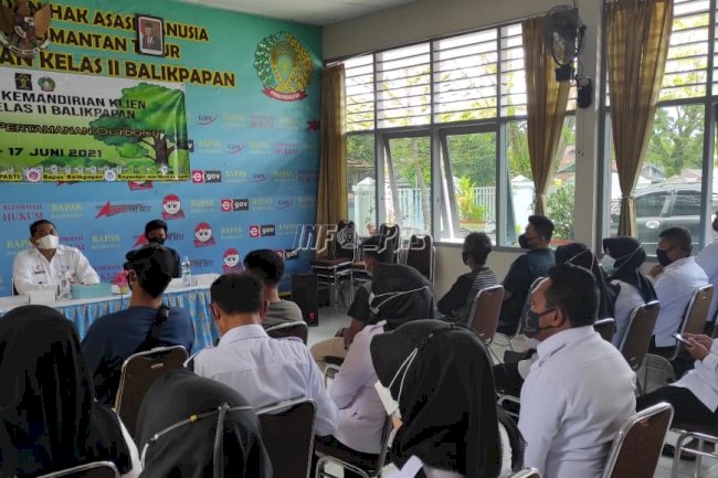 Bimbing Klien, Bapas Balikpapan Adakan Pelatihan Pembuatan Taman Outdoor