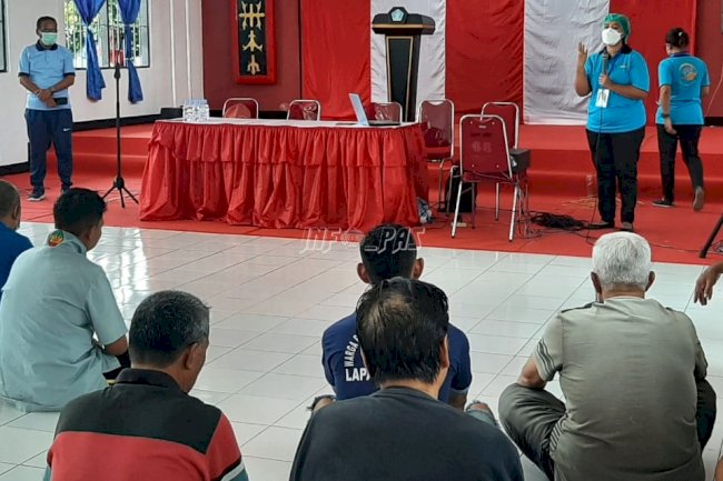Lapas Ambon Sosialisasikan Vaksinasi COVID-19 bagi Petugas & WBP