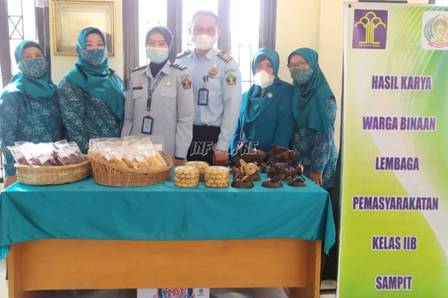 Hasil Karya WBP Lapas Sampit Diminati  Konsumen