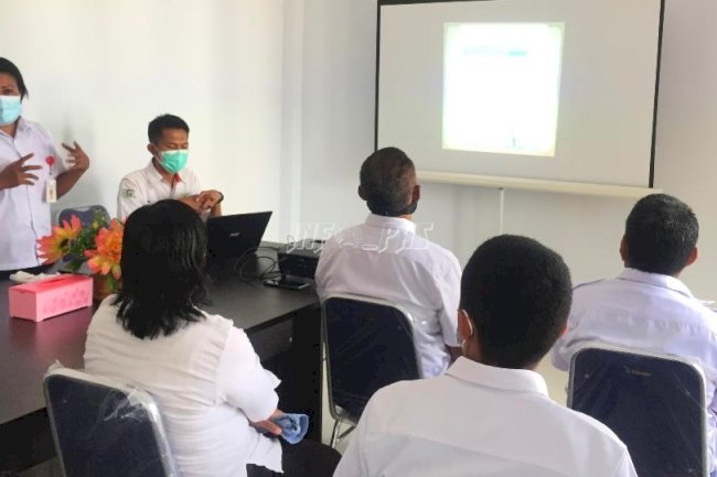 Petugas Lapas Saparua Dibekali Pengetahuan Seputar Vaksin COVID-19