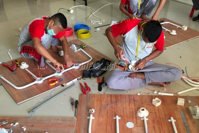 Anak LPKA Ambon Dibekali Pelatihan Kelistrikan