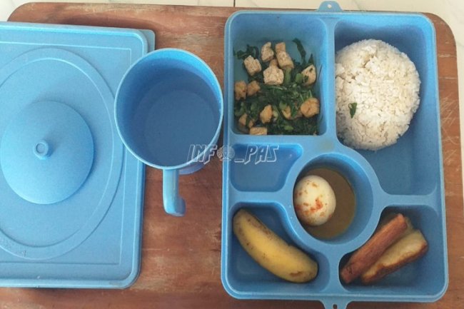 Lapas Piru Pantau Distribusi Makanan & Minuman Tahanan di Polres SBB