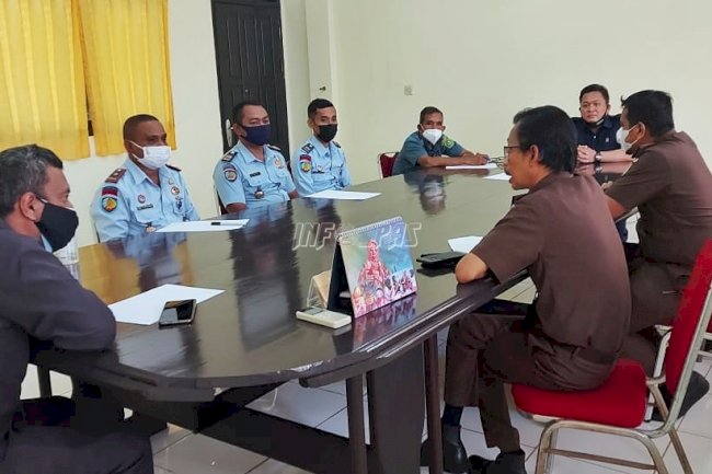 Lapas Saumlaki Bahas Pelayanan Tahanan dengan Kejari MTB & PN Saumlaki