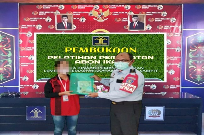 WBP Perempuan Lapas Sampit Dibekali Pelatihan Membuat Abon Ikan