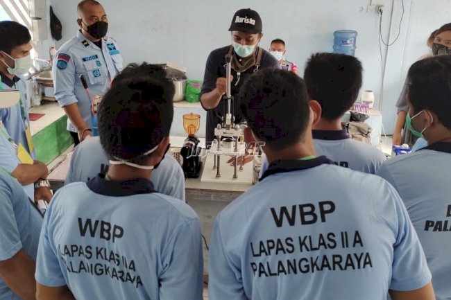WBP Lapas Palangka Raya Dibekali Pelatihan Barista