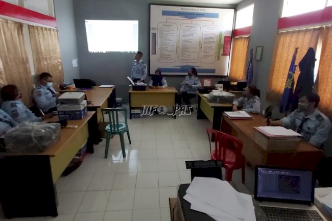 PK Pertama Bapas Ambon Sosialisasikan Instrumen Asesmen RRI & AKK