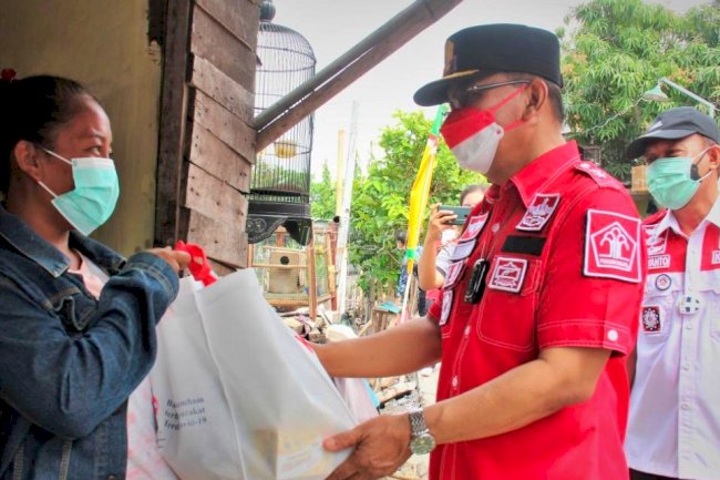 Gandeng Kanwil Kemenkumham Jateng, Lapas Semarang Bagikan 500 Paket Sembako