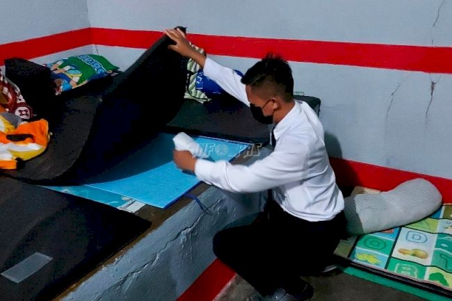 Deteksi Dini Gangguan Kamtib, Tim Pengamanan Lapas Dobo Geledah Blok Hunian WBP