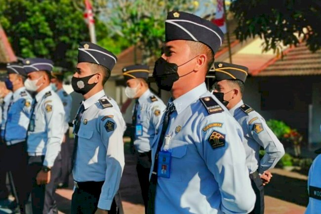 2 Petugas LPKA Lombok Tengah Raih Penghargaan Petugas Teladan