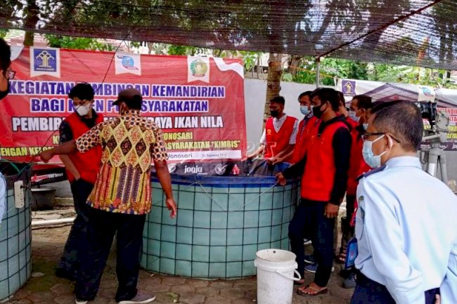 Gandeng Pokmas KIMBIs, Bapas Wonosari Gelar Bimbingan Kemandirian Budidaya Ikan Nila