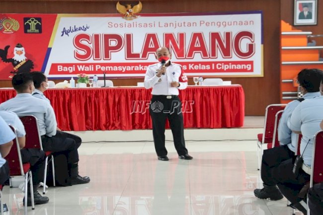 Kalapas Cipinang Kembali Sosialisasikan Aplikasi SIPLANANG kepada Wali Pemasyarakatan