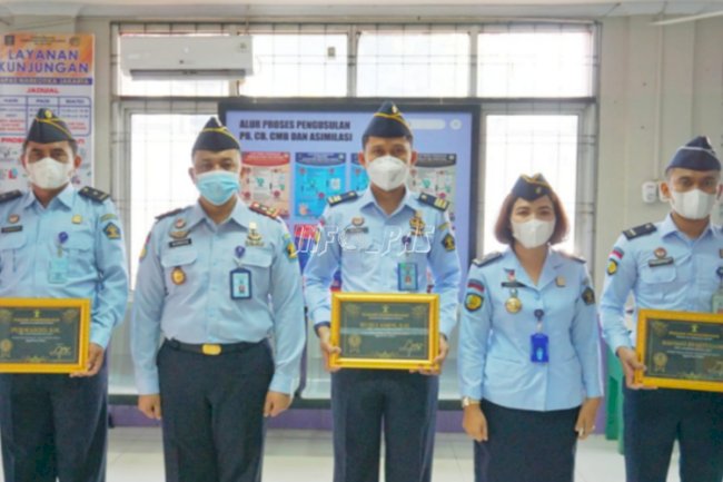 3 Petugas LPN Jakarta Raih Penghargaan Petugas Teladan Bulan Agustus 2021