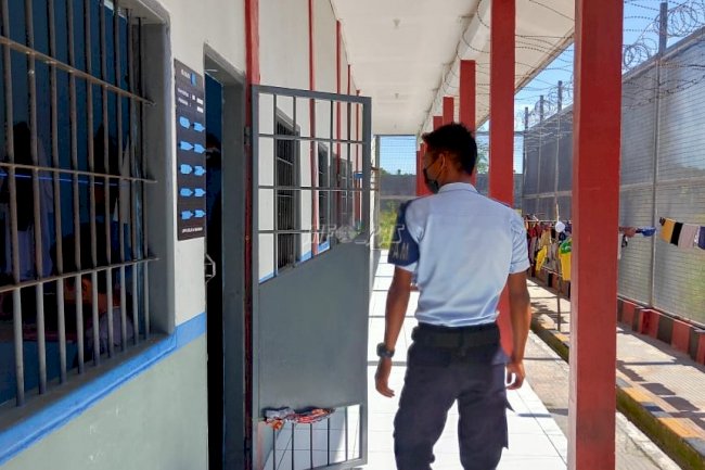 Pastikan Blok Hunian Aman, Karupam Lapas Sukamara Lakukan Pengecekan