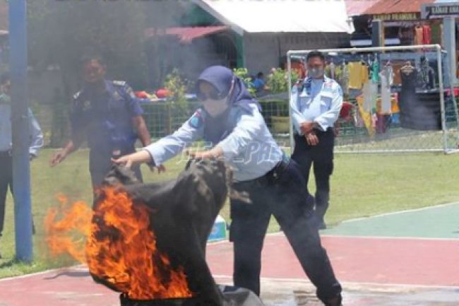 Petugas Lapas Pasir Pengaraian Dapat Bekal Penanganan Kebakaran