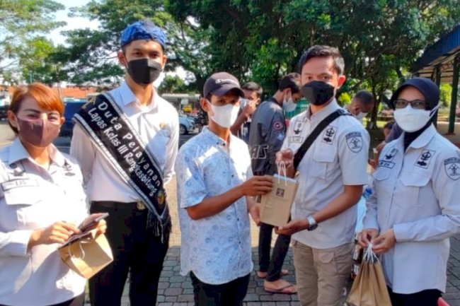 Petugas Lapas Rangkasbitung Keliling Lakukan Public Campaign