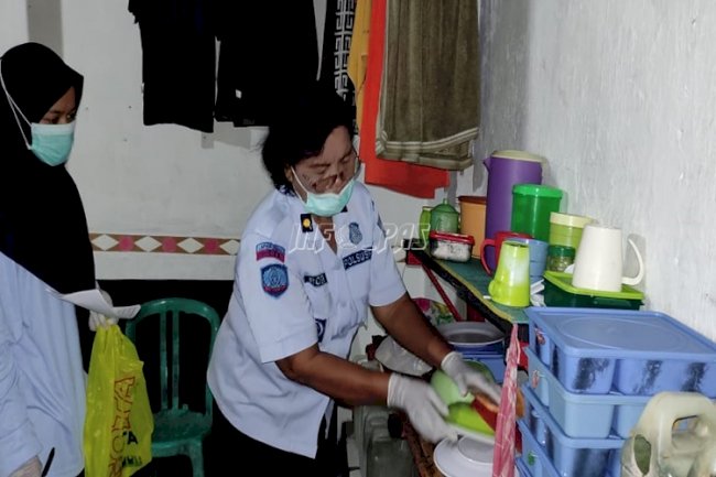 Razia Gabungan Sasar Blok WBP Lapas Tual