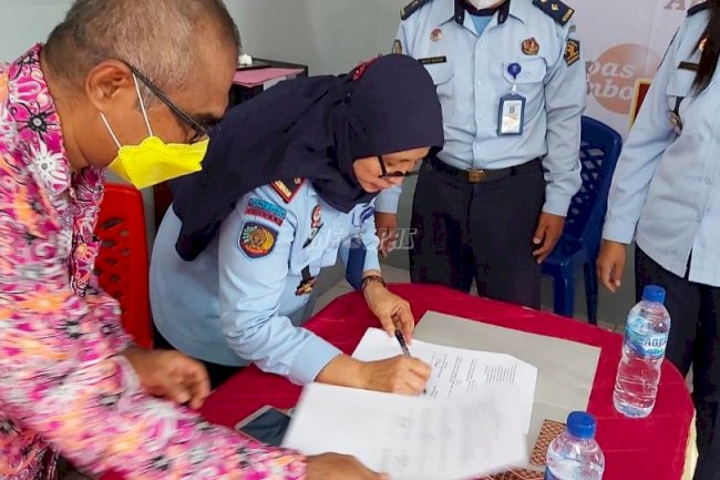 Perpanjang Kerja Sama, Bapas Ambon-YIB2 Teken MoU
