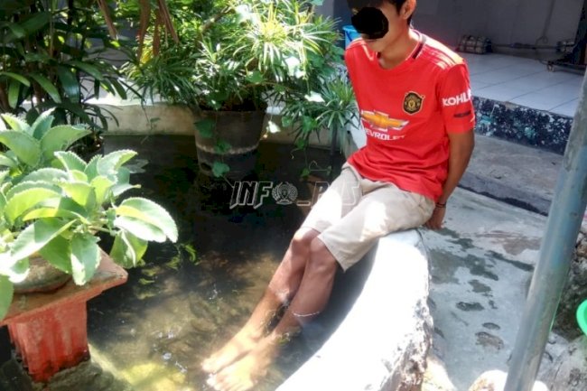 Narapidana Lapas Tuban Nikmati Sensasi Gigitan Puluhan Ikan