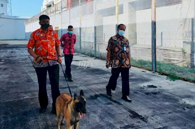 Kontrol Branggang, LPN Pamekasan Libatkan Anjing K-9