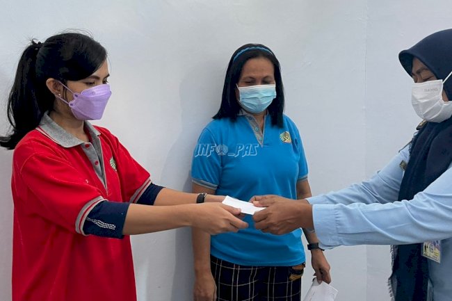 LPP Ambon Bagikan Upah Hasil Kegiatan Kerja WBP