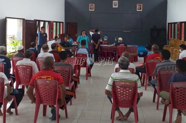 Gelar Medical Check-Up, Lapas Piru Gandeng Puskesmas Piru