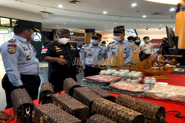 LPN Karang Intan Pamerkan Karya WBP di Pameran Duta Mall Banjarmasin