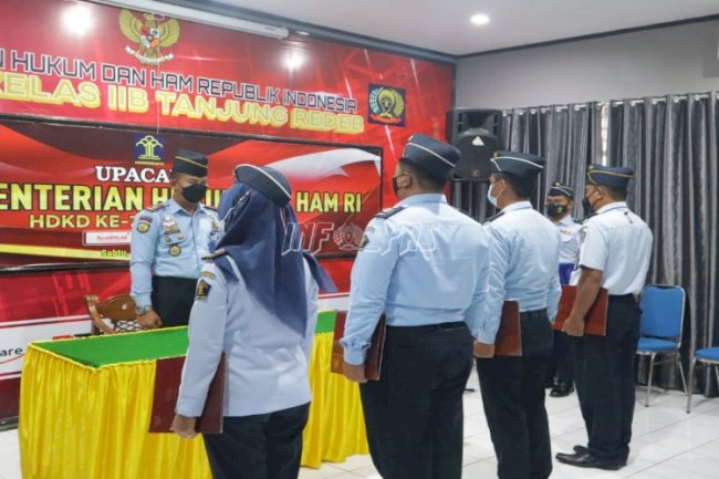 Petugas Pemasyarakatan Raih Satyalancana Karya Satya & Naik Pangkat