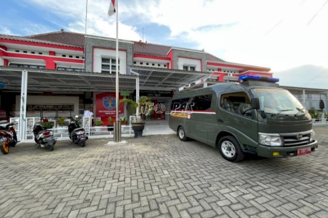 Lapas Terima Mobil Operasional dari Ditjenpas