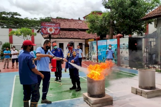 Petugas & WBP Lapas Rangkasbitung Dibekali Penanganan Kebakaran